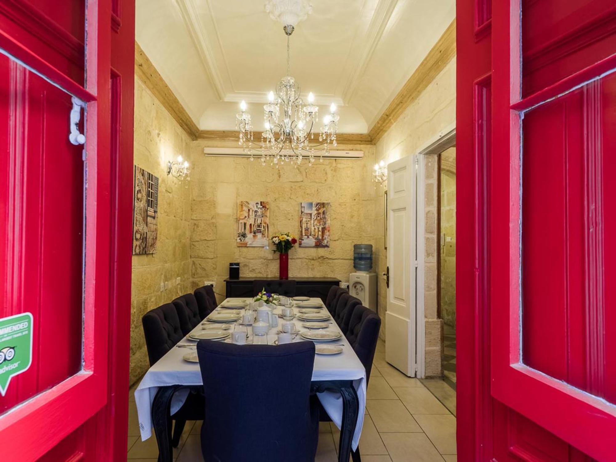Готель Julesy'S Bnb Cospicua Екстер'єр фото